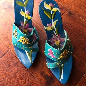 Rare Vintage Kim Thanh Wooden Shoes 1940s